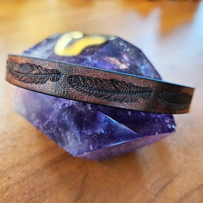 🪶Embossed Feather Bracelet
