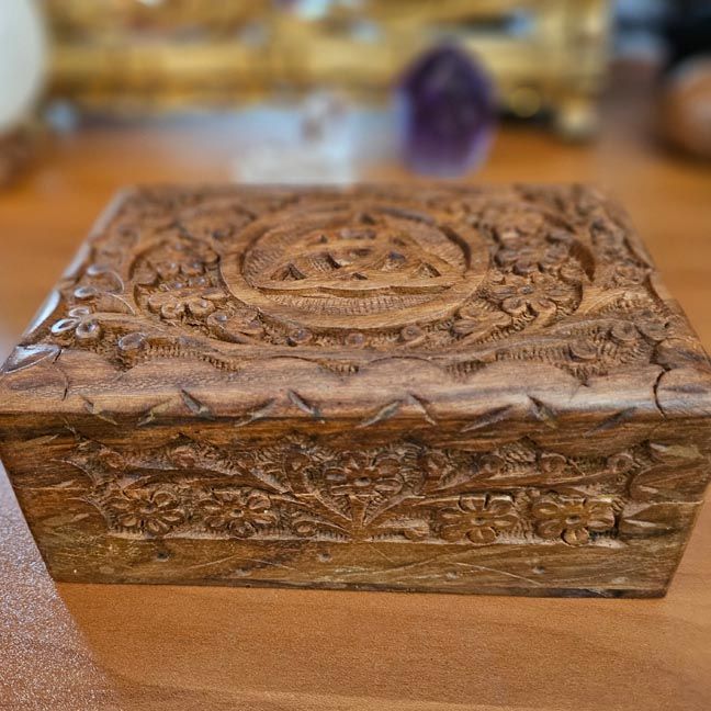 ☘️​Triquetra Wooden Boxes