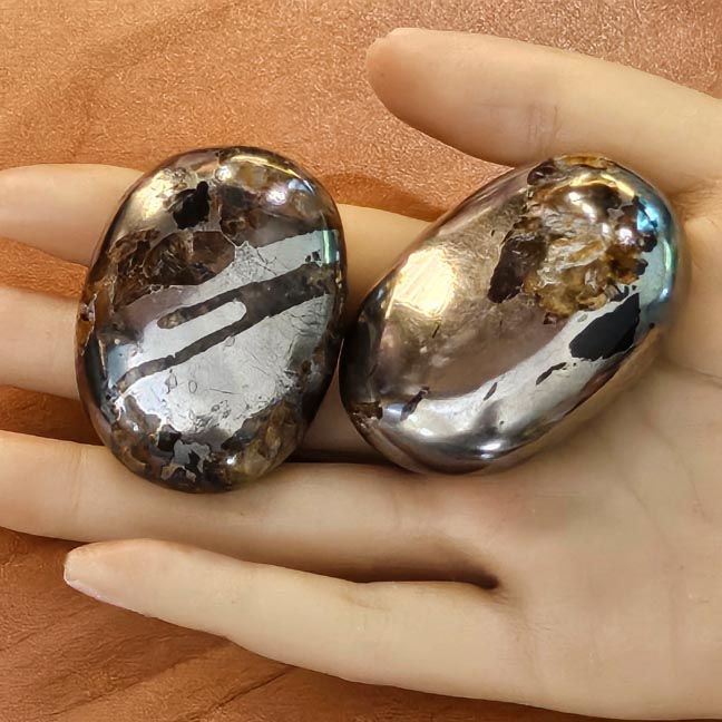 🏵️Golden Aventurine in Pyrite Palm Stones