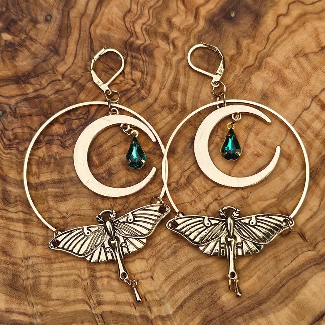 🌳Forest Veil Moth Earrings