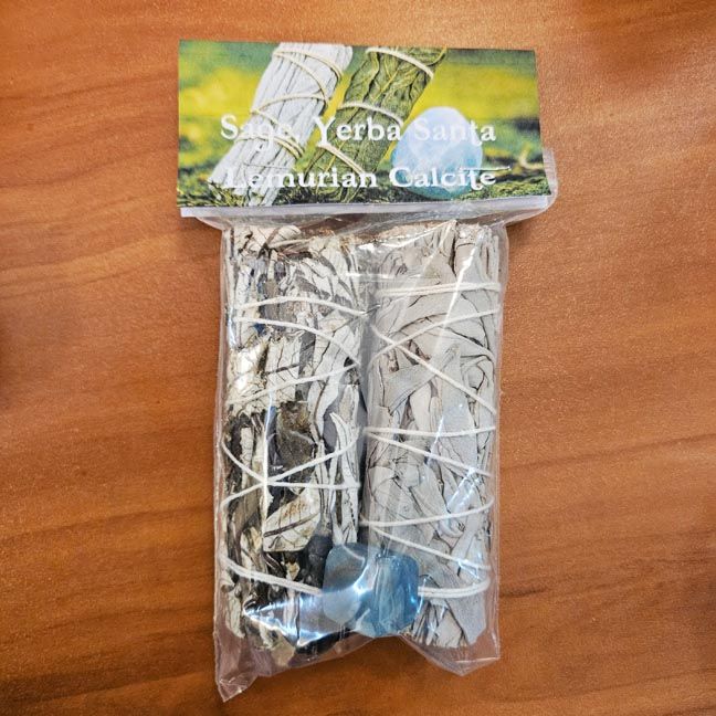 🔵 Lemurian Light – Smudging Bundle for Starseed Awakening