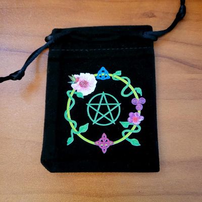 ☘️​ Celtic Pentacle Velveteen Pouches