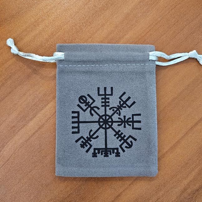 🧭​ Viking Compass Vegvisir Velveteen Pouches