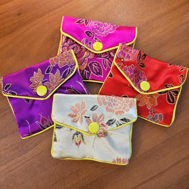 🌺 Satin Flower Pouches  - Set of 4