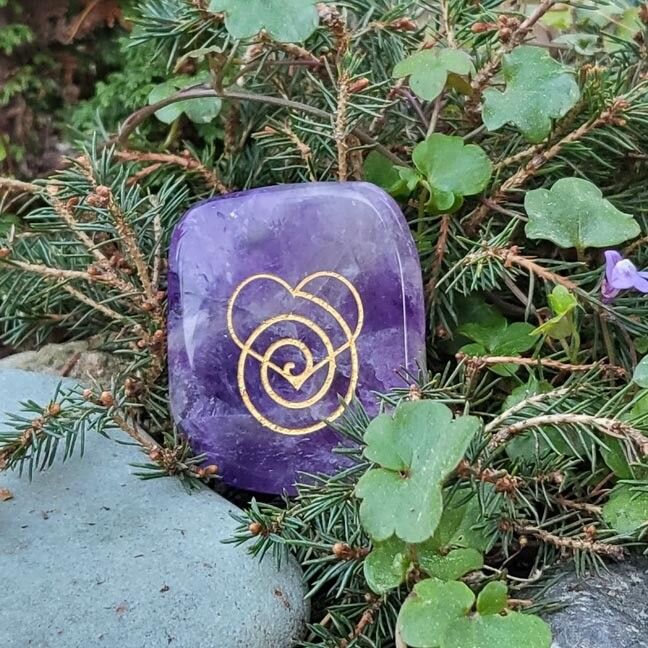 💖 Ascension Stones: Ascending Heart in Amethyst