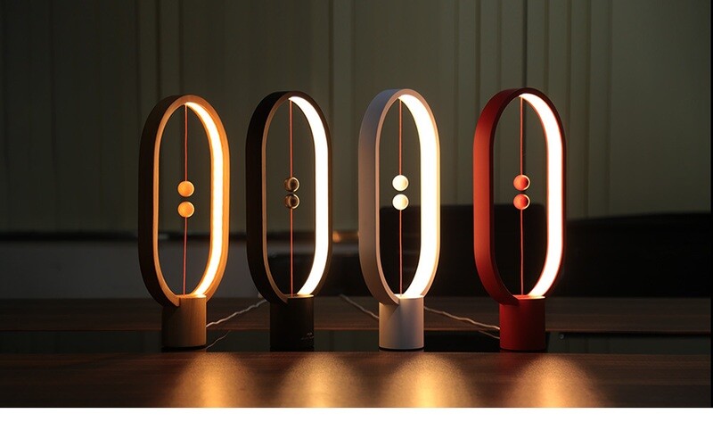 MDRN Balance Lamp