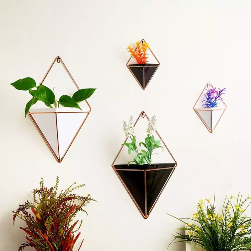 MDRN Acrylic Hanging Flower Pot