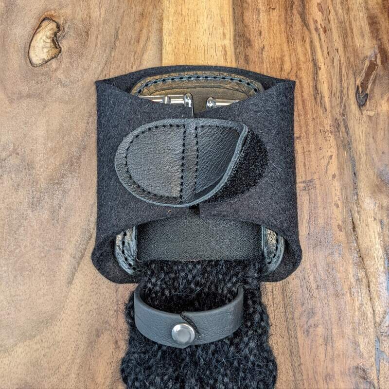 1 Paar Mk (kurz, zum kletten) Schnallenunterlagen, passend für UNSERE 14 cm breiten Kurzgurte 1 Paar Mk (kurz, zum kletten) Schnallenunterlagen, passend für UNSERE 14 cm breiten Kurzgurte