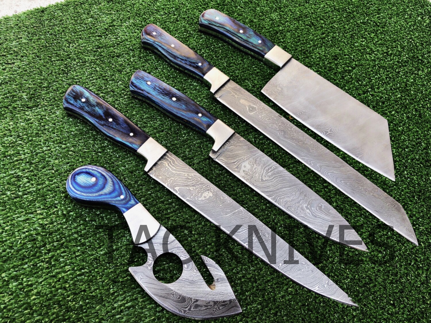 Damascus Kitchen Knife Set Along with Skinner knife