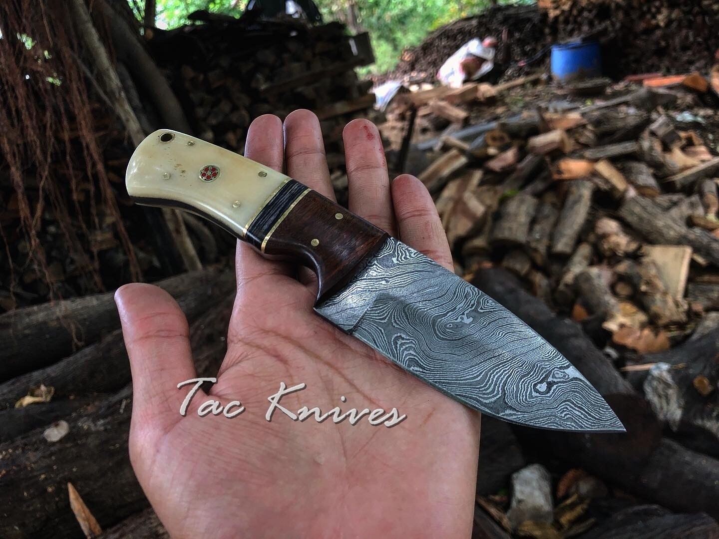 Damascus Steel Skinner Knife With Leather Sheath