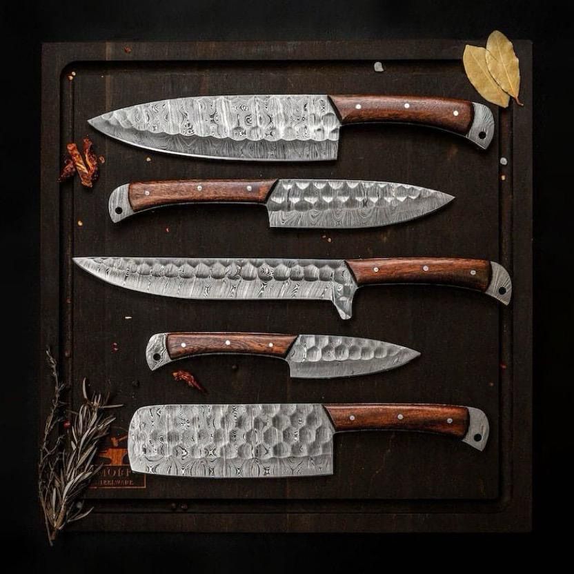 Chef Set With Rose Wood Handle And Leather Roll