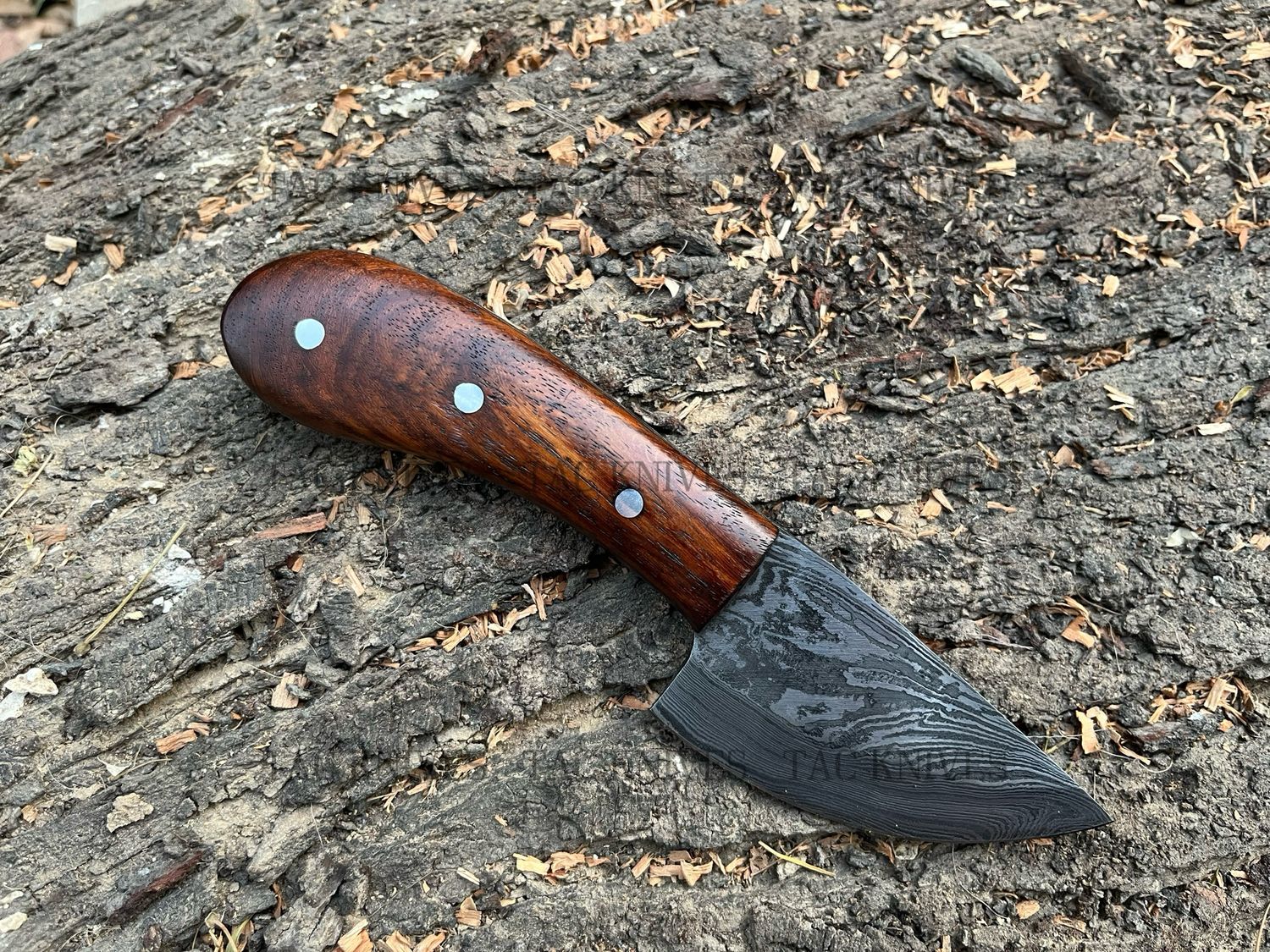 Damascus Steel skinner With Leather Sheath