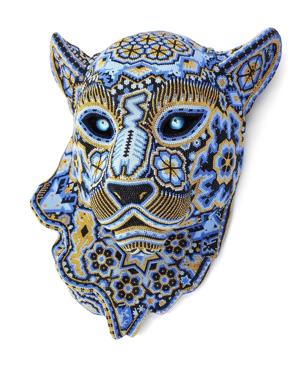 "Golden Blue Light Jaguar" Obra única expuesta en Casa Decor 2023
