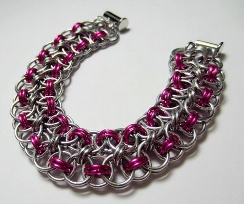 Helm&#39;s Weave Bracelet