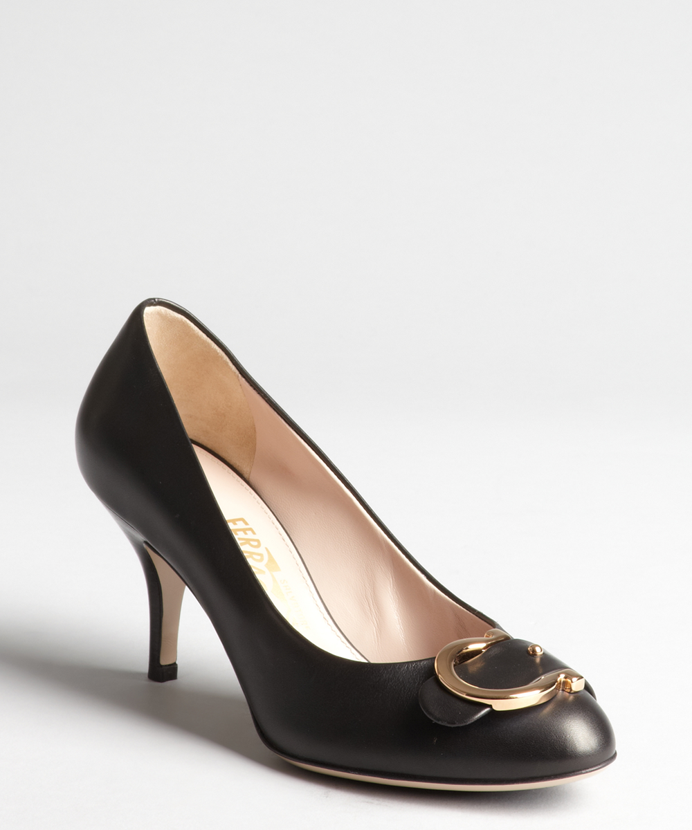 SALVATORE FERRAGAMO Cassia Pumps: Nero Calf