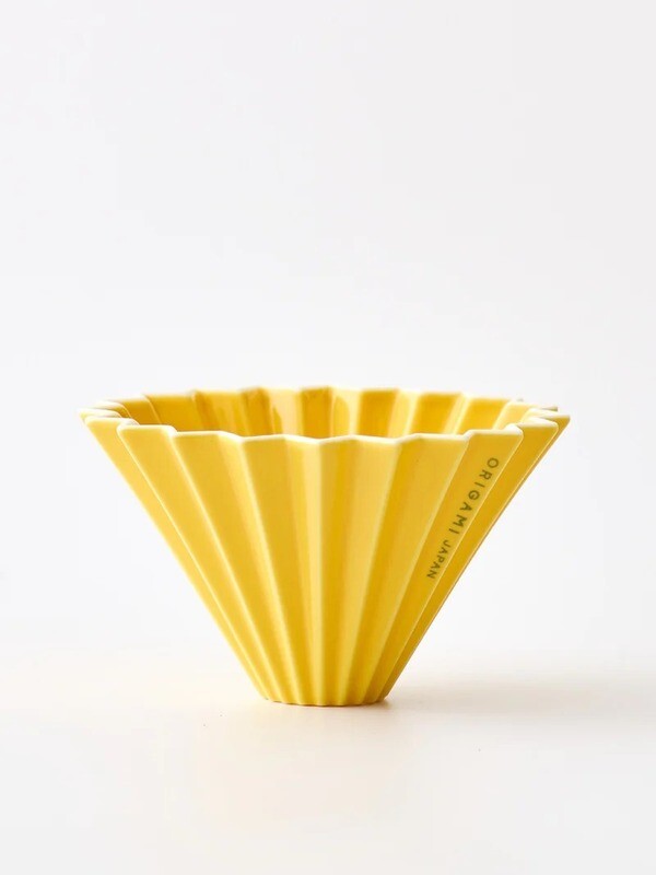 ORIGAMI MEDIANO #2 AMARILLO