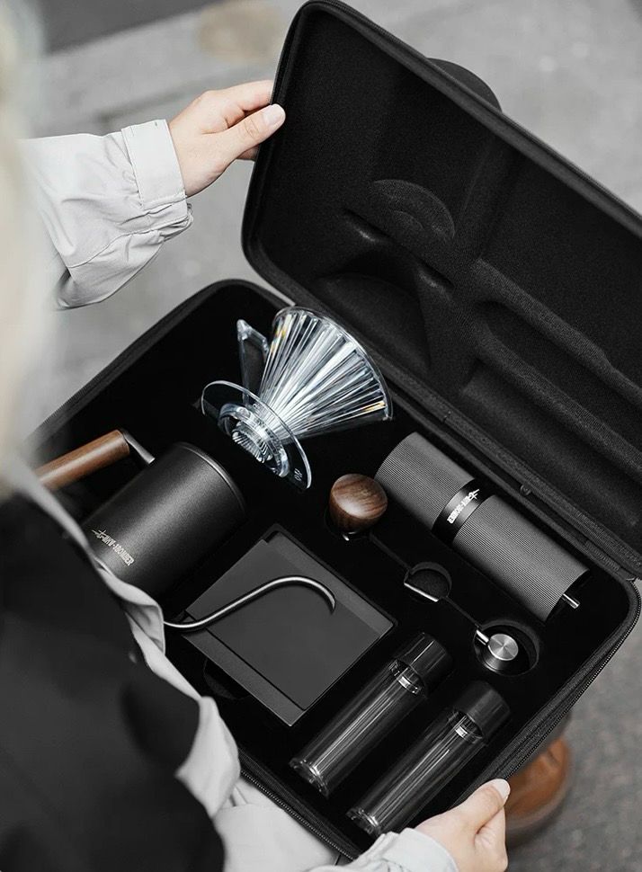 3BOMBER SET POUR OVER