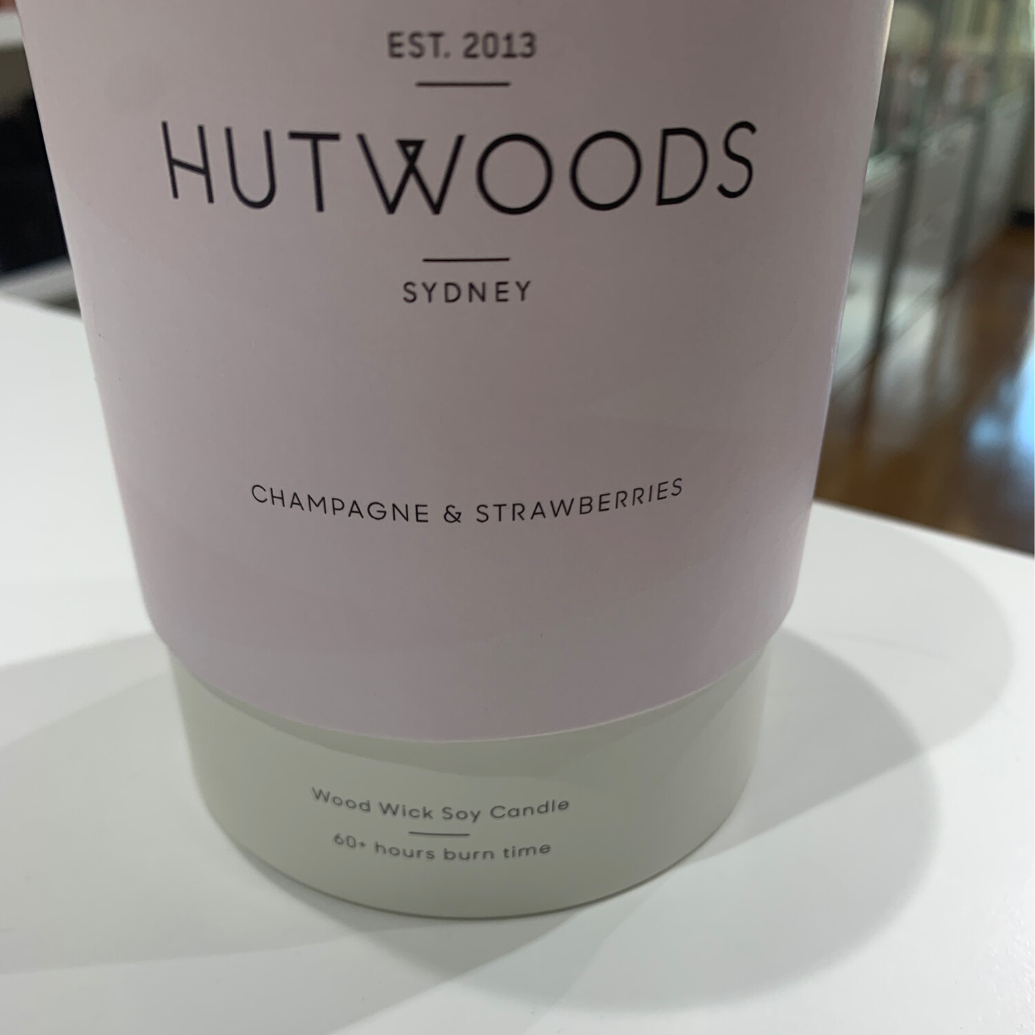 Hutwoods Candle - Champagne & Strawberries