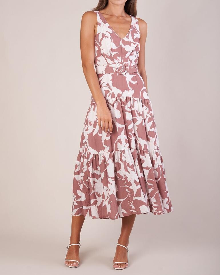Amelius - 40% off
Seraphine Belted Linen Dress