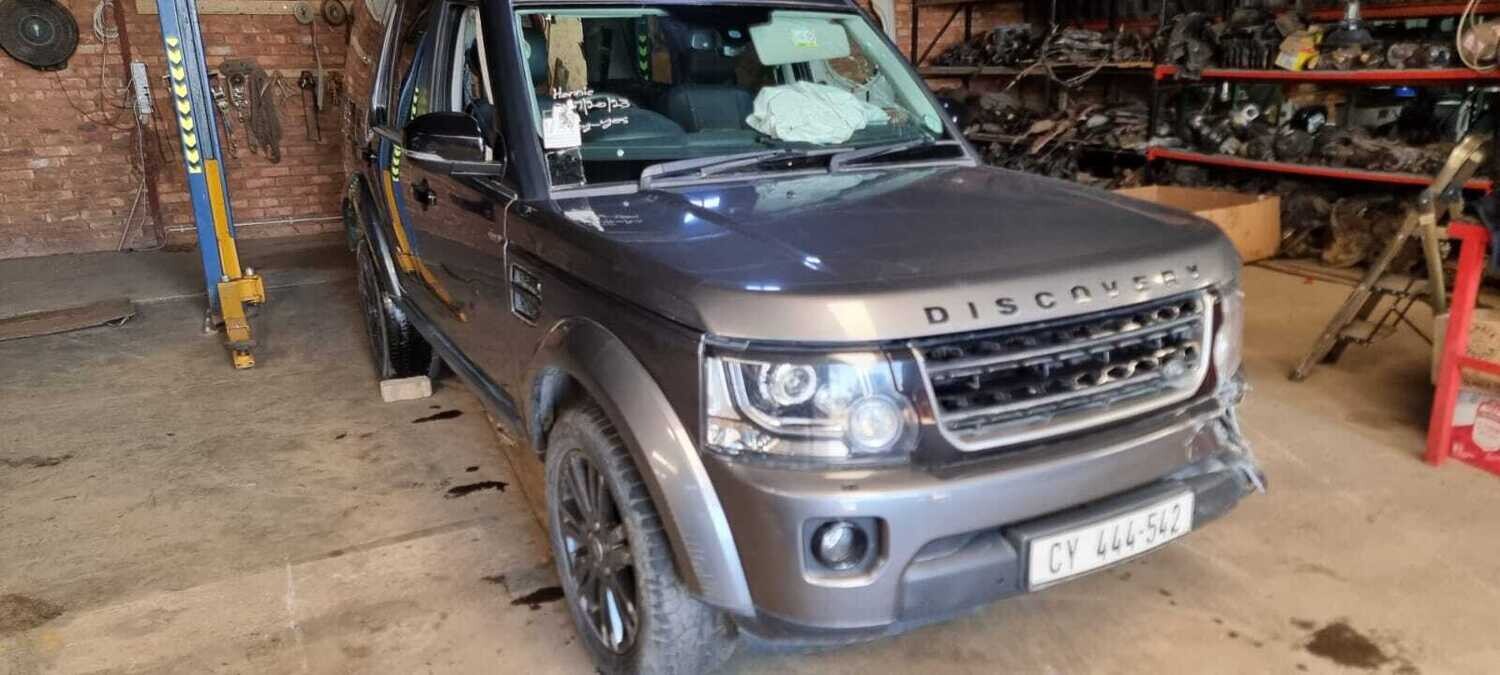 Discovery 4 Sdv6 3.0L 8 Speed Automatic 2015