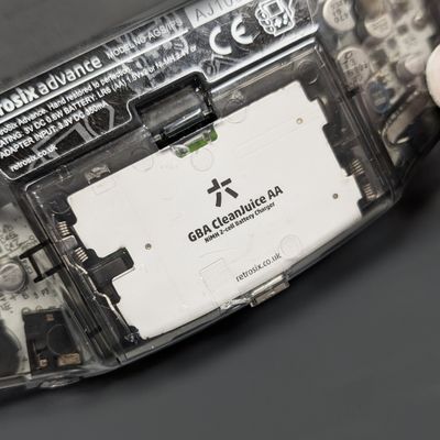 CleanJuice AA USB-C Pack (Game Boy Advance)