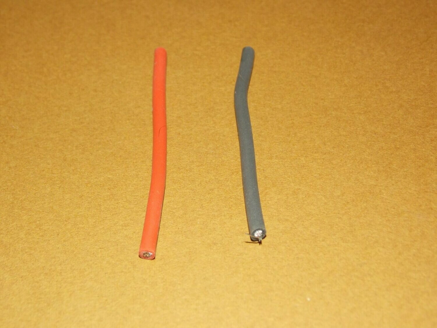 FILS électriques souples hautes températures 1,5 mm carrés type SIF 20 cm