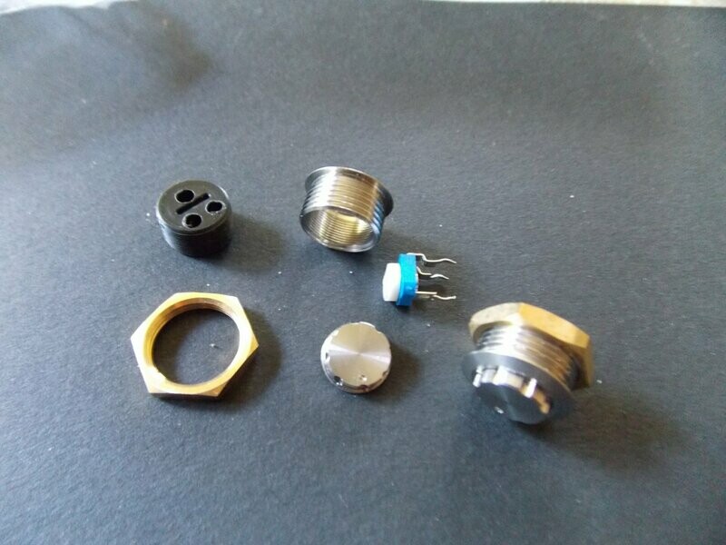 POTENTIOMÈTRES + CORPS RM065 (200hom , 1K,  10K , 20k, 50K,100K)
