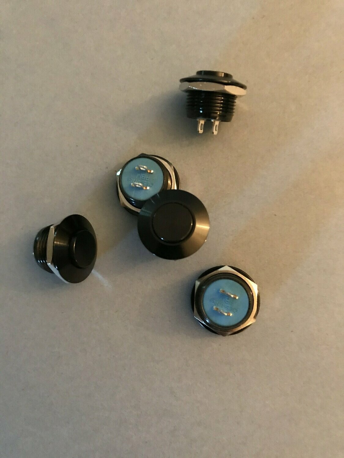 SWITCHS CLONETEC  12 mm CLICKY TÈTES SURÉLEVÉES  ANODISES NOIRS