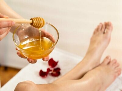 Waxing Full Arm, Full Legs, Underarms Waxing Full Arm, Full Legs, Underarms