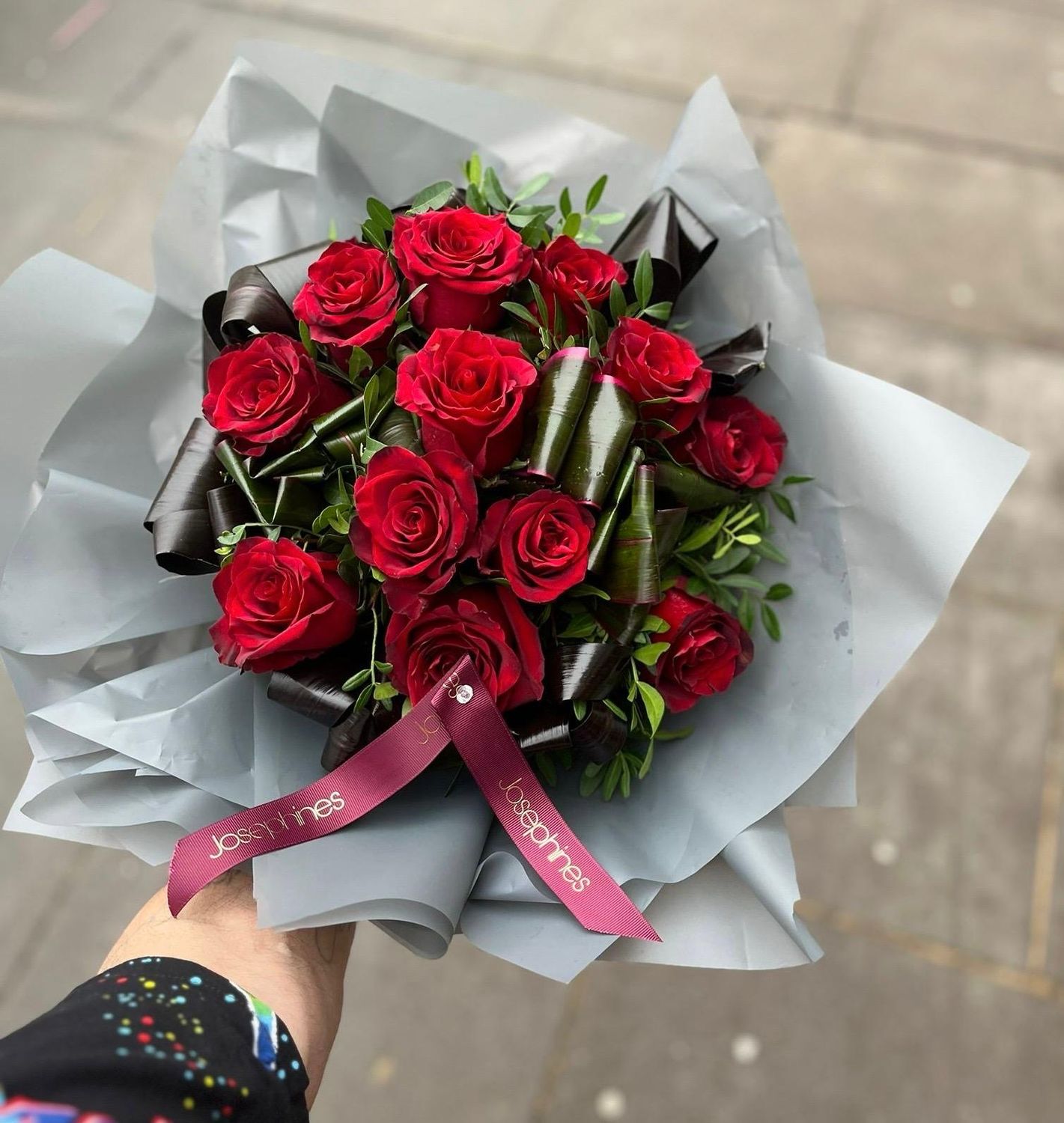 Heavenly Rose Hand-tied Red - Premium Explorer Rose