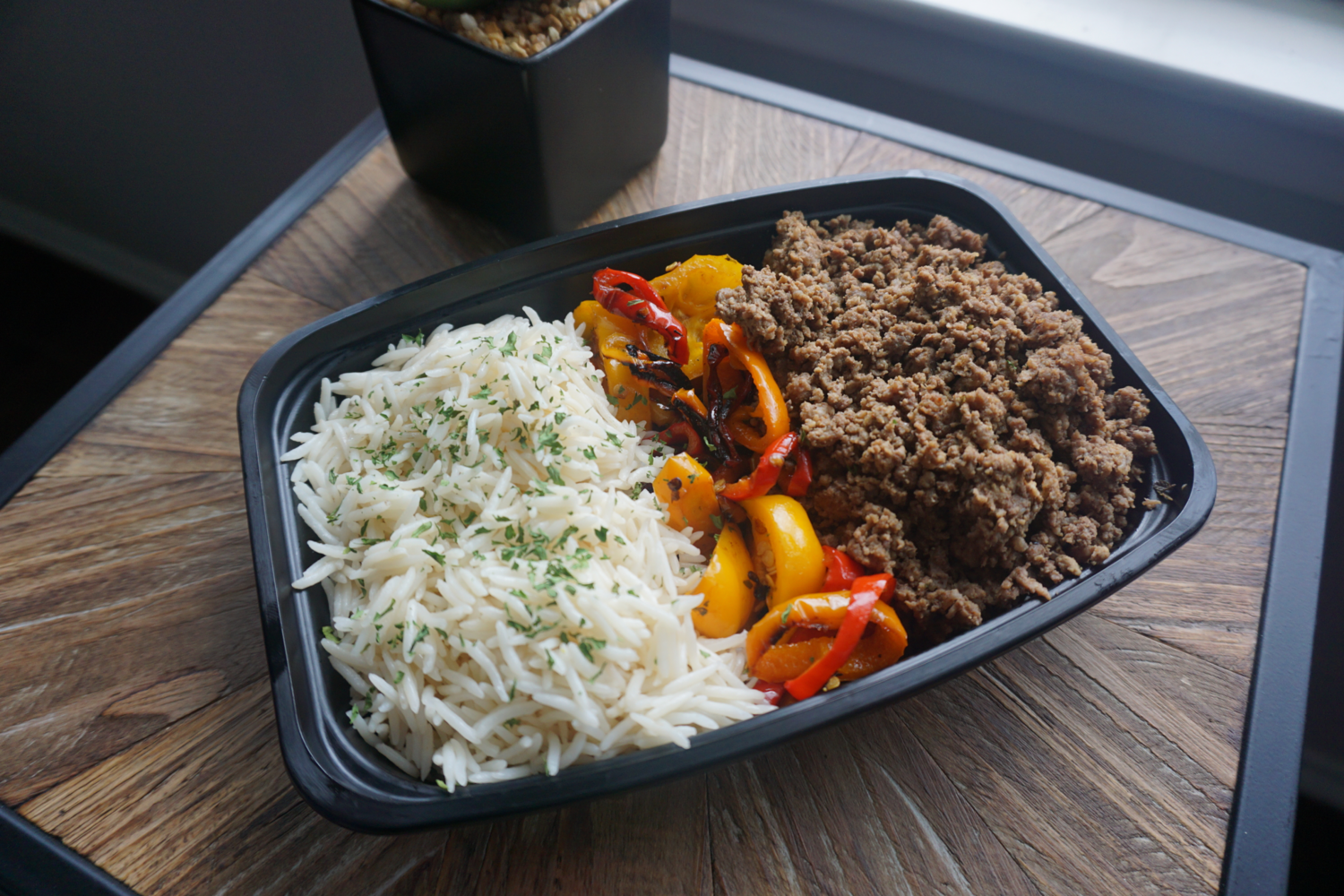 [Serves 3] (Buy 3 weeks get one FREE) *FREE HOME DELIVERY*