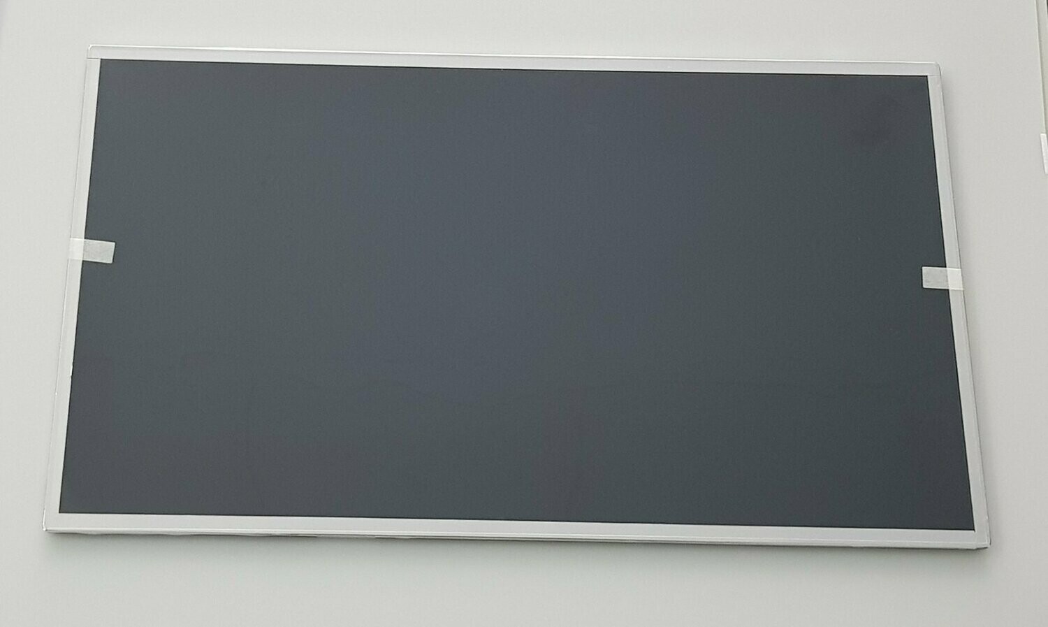 Pantalla 17.3" 40 Pines Matte HD+ ( 1600 * 900 ) LTN173KT02-L01