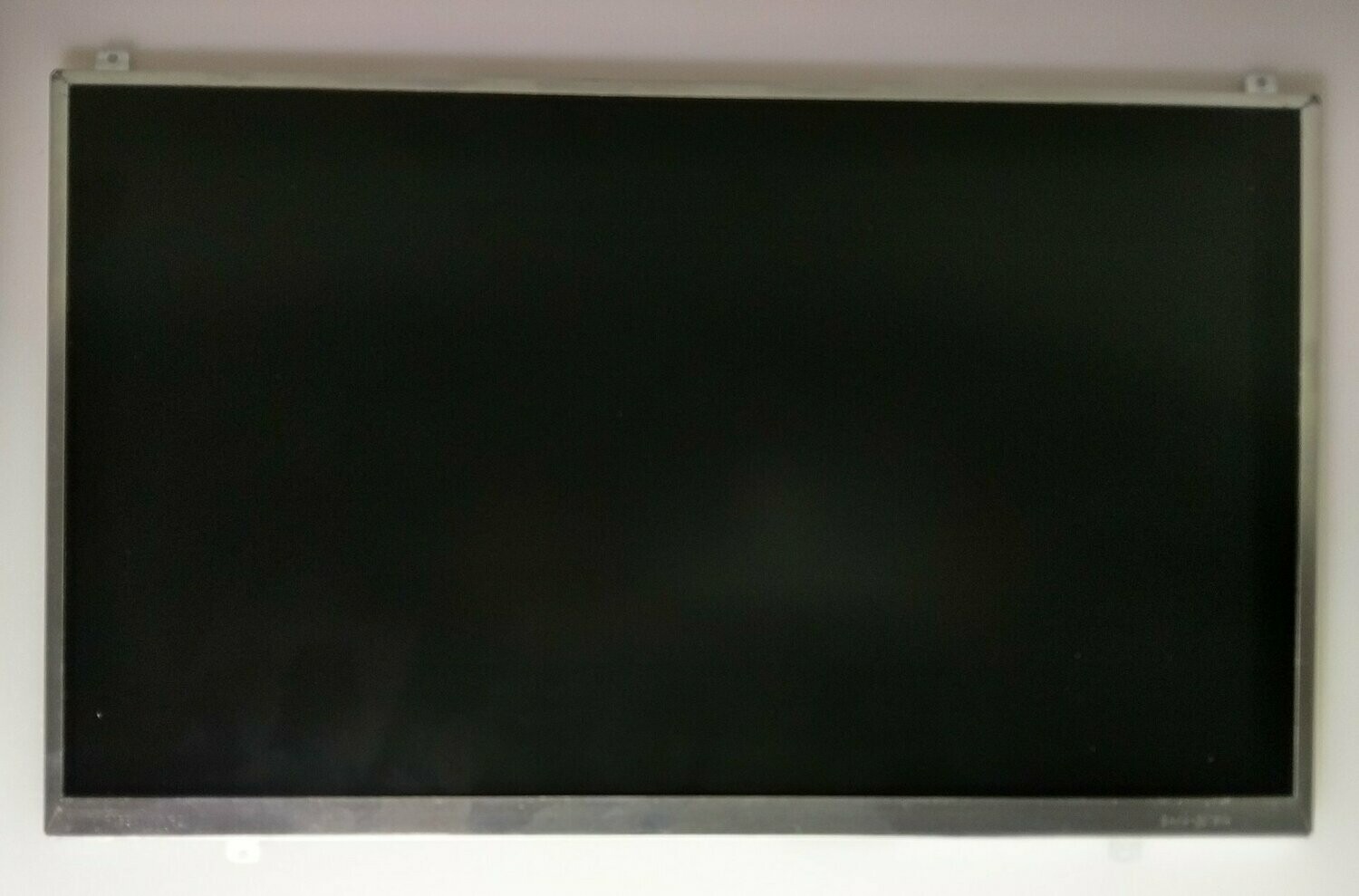 Pantalla  13.3"  Slim 40 Pines  Mate  HD ( 1366 * 768 ) LTN133AT23-801