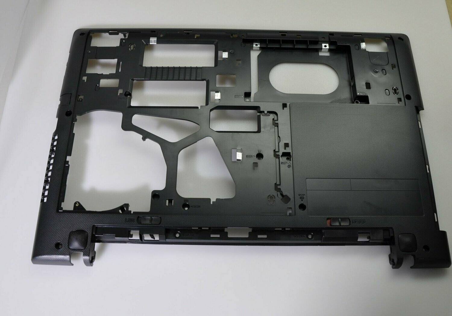 Cover lower (Base cubierta inferior) Negro Lenovo G50-360 G50-45 G50-70 90205217 - 35013373