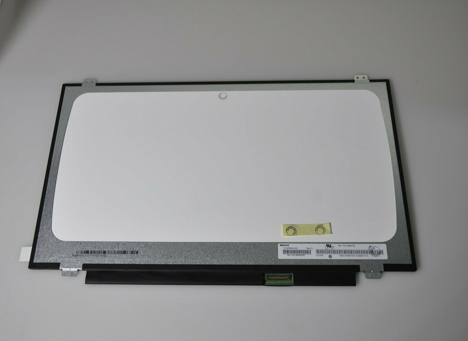 Pantalla 14.0" Slim 30 Pines Mate  HD ( 1366 * 768 ) N140BGA-EA3