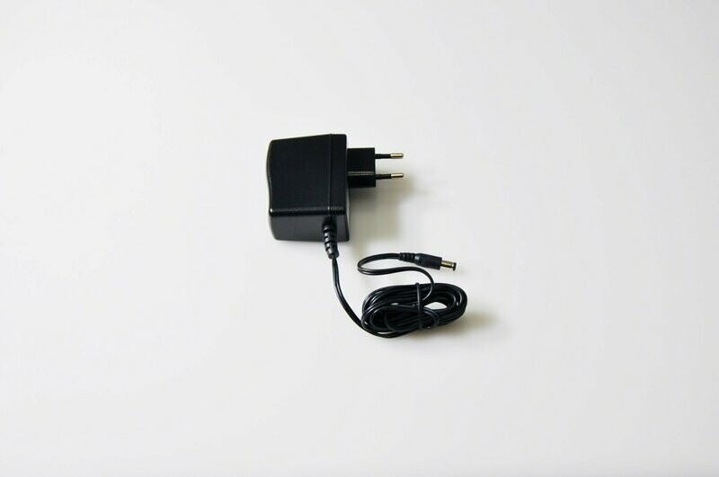 Cargador Original JENTEC 12V 2A 5.5mm * 2.1mm    AG2412-E​ , 6992000000 , AG2412-B