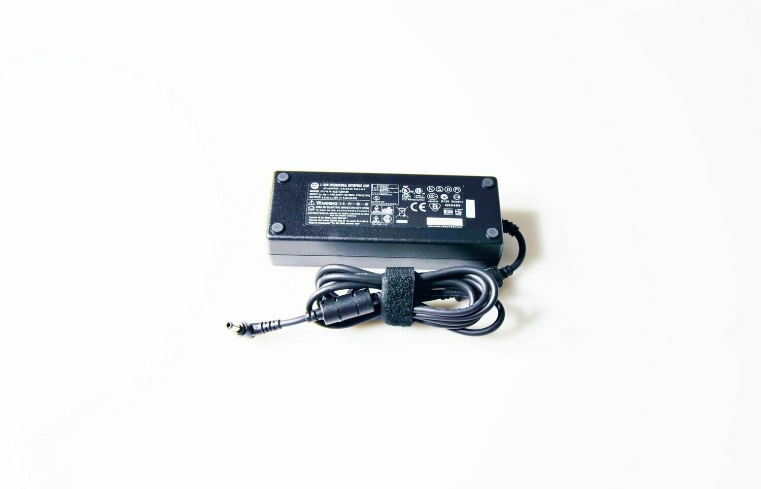 Cargador Original  CA Li Shin 0227A20120  20V 6A 120W, 5.5 / 2.5mm , 76-011207-25