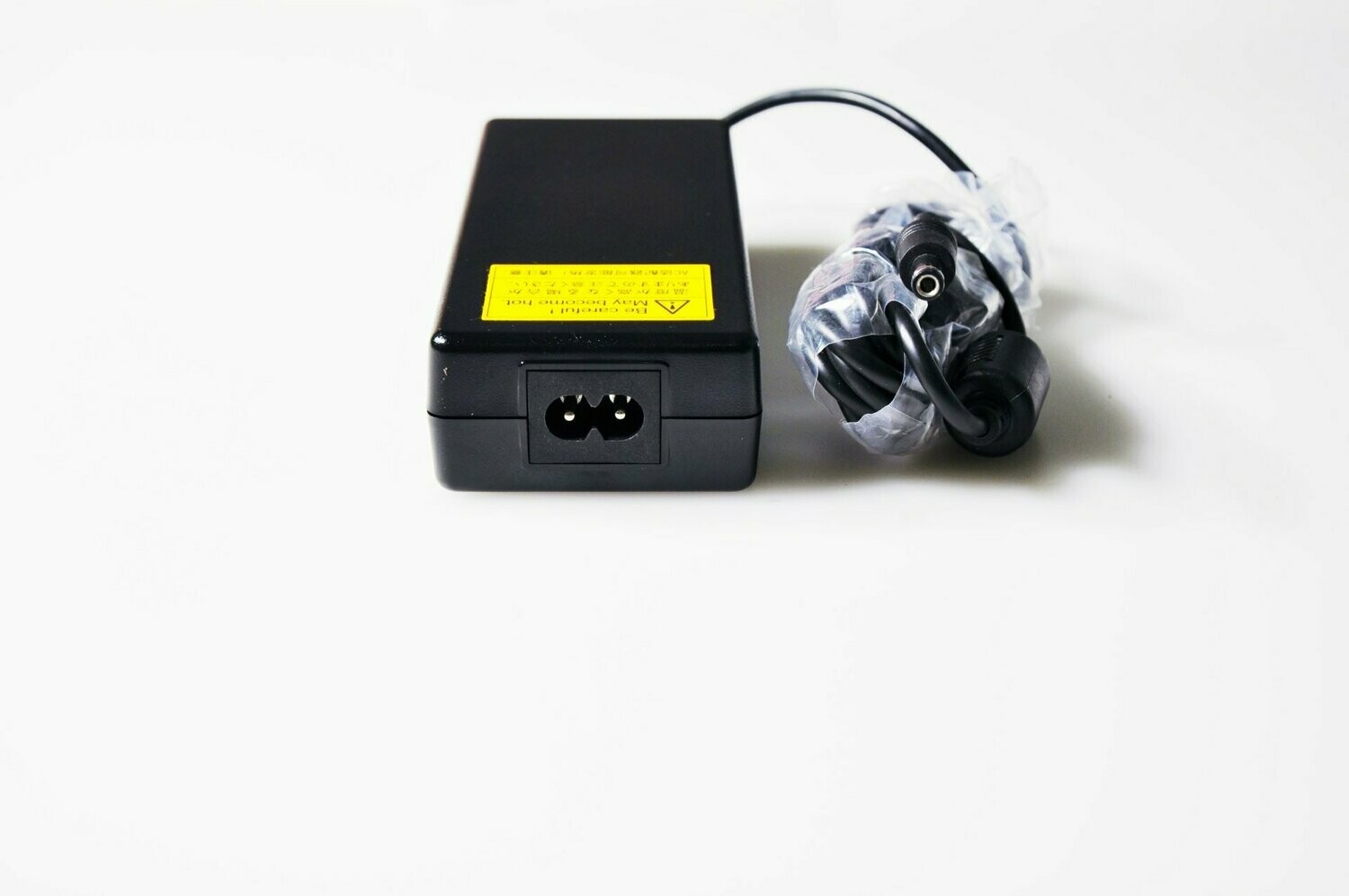 Cargador Original Acbel Polytech 19V 4.74A 90W 5.5mm * 2.1mm API1AD43 , AP.A0202.001 , APA0202001
