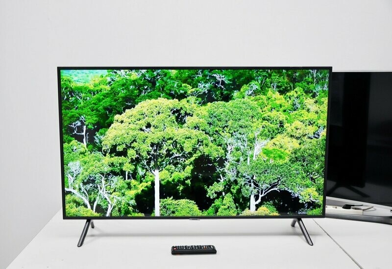 Televisor Samsung  49" 4K UHD  2018 Smart TV Serie NU7105  UE49NU7105KXXC