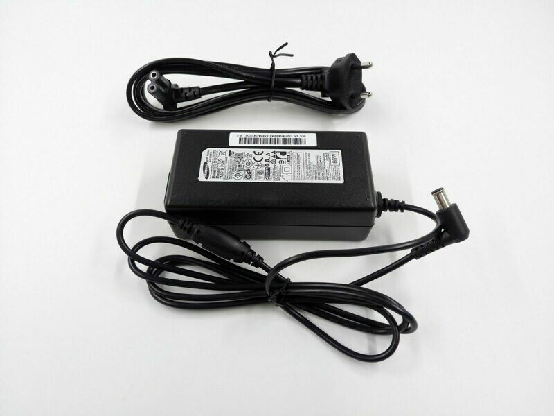 Cargador Original Samsung 19V  3.47A  66W , 6.5 x 4.4mm , A6619_FSM , BN44-00837A