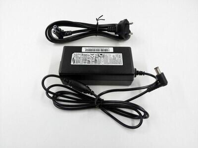 Cargador Original Samsung 19V  3.47A  66W , 6.5 x 4.4mm , A6619_FSM , BN44-00837A