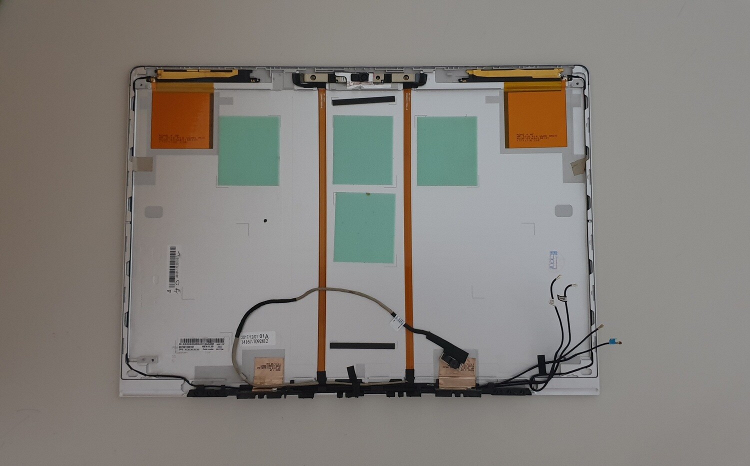 Cover Top LCD (Tapa Superior) + 4pcs Antenna Plata  HP EliteBook 840, 745 G5 6070B1209101, L15501-001
