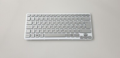 Teclado español plata con marco Sony Vaio VPC-CA / VPC-SB,  9Z.N6BBF.B0S , 045-0011-127_A , D10CM009016