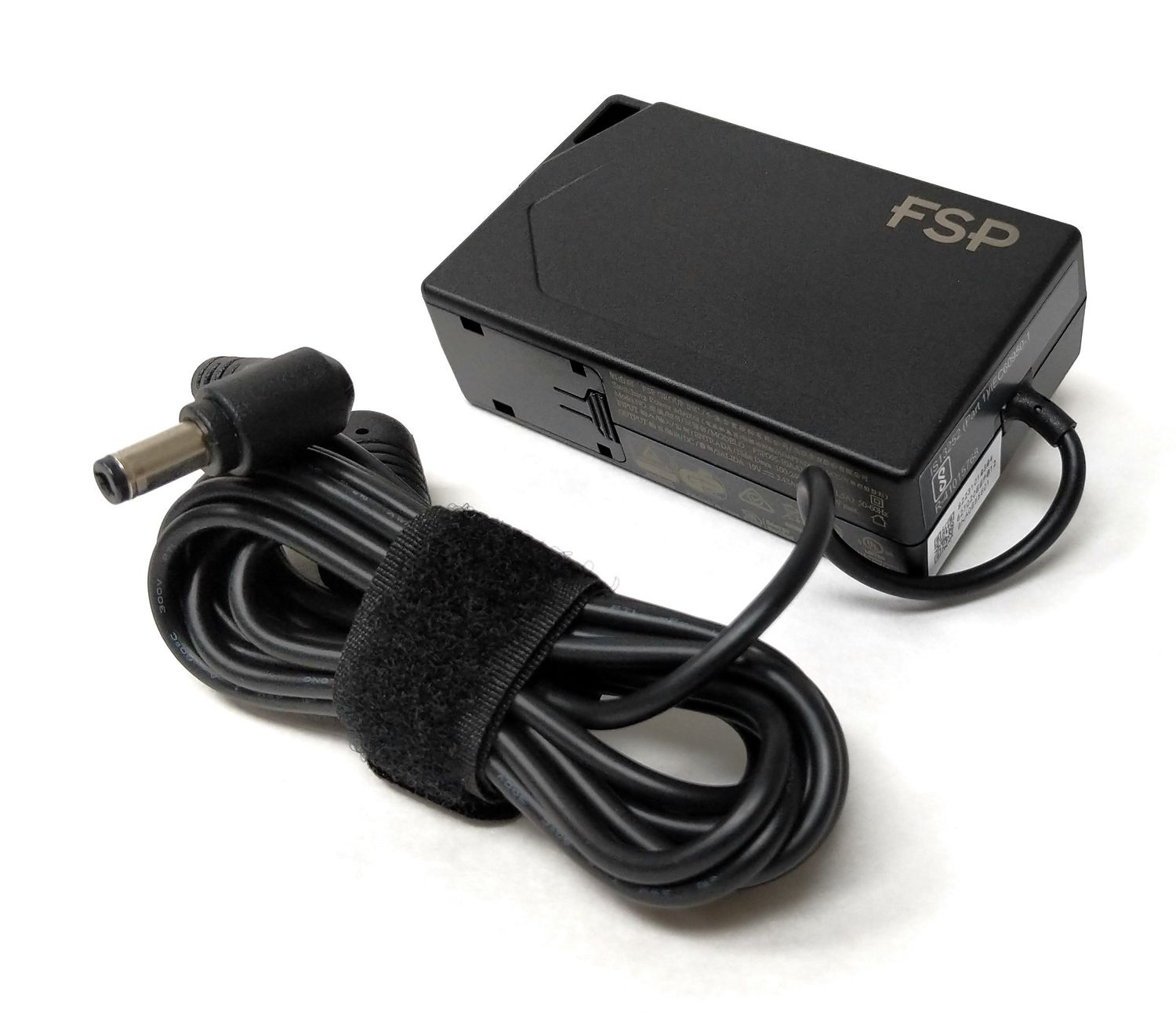 Cargador Original Intel NUC Mini 19V 3.43A 65W 5.5mm * 2.5mm FSP065-10AABA