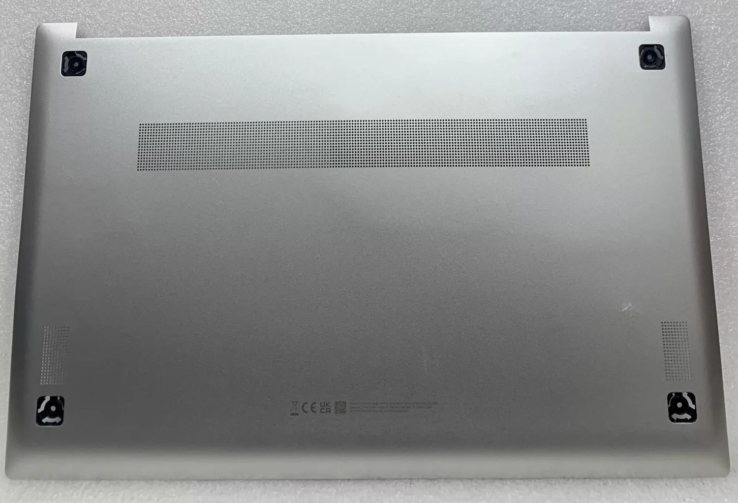 Cover upper ( Base cubierta inferior )​ Silver Samsung Galaxy Book2 NP750XED-KC4ES  BA83-04345A