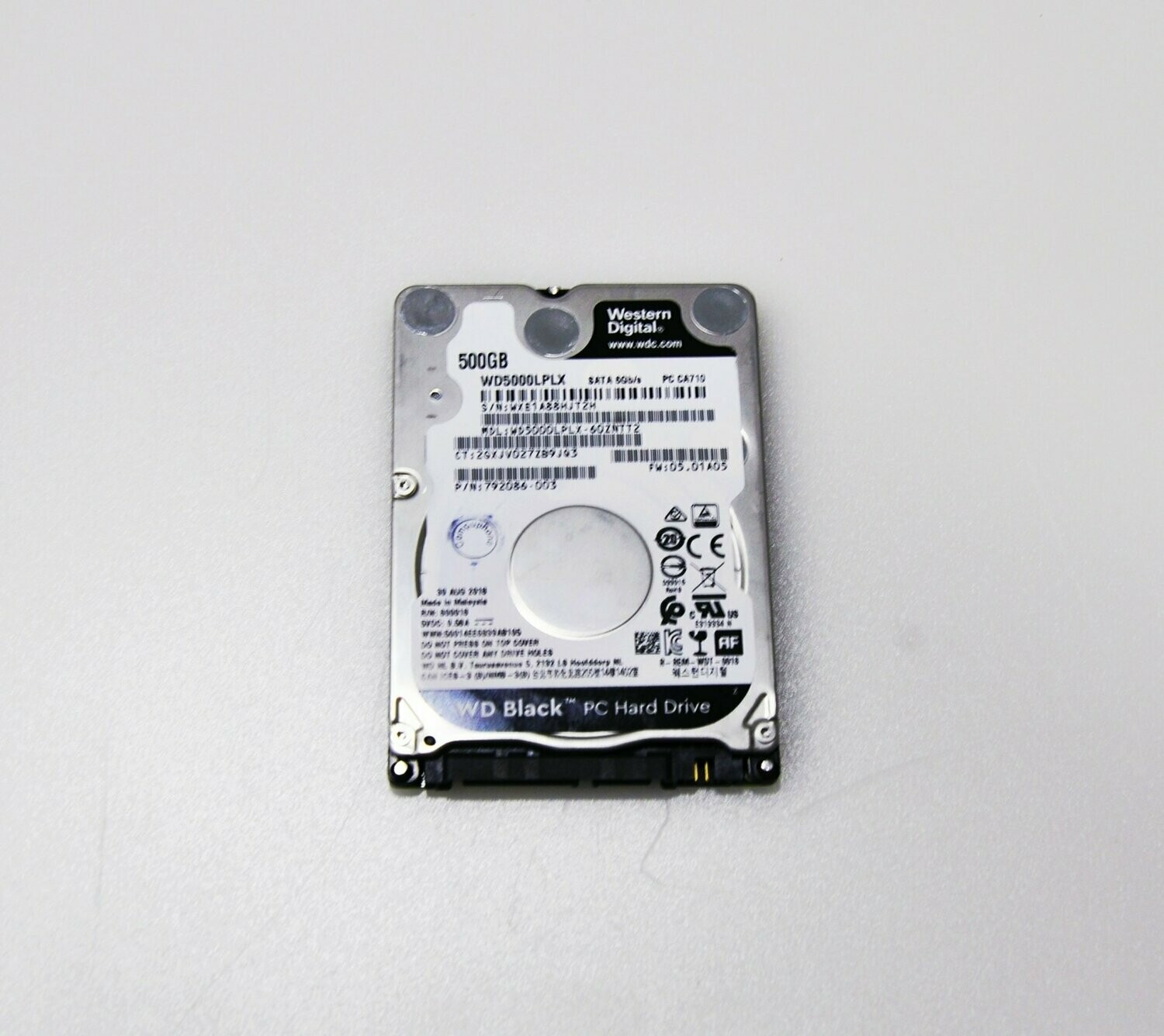 Unidad de disco duro interno Western Digital 500GB de 2.5 Unidad de disco duro interno Western Digital 500GB de 2.5" 7200RPM 32MB CACHE SATA 6.0Gb/s WD Black, WD5000LPLX WD5000LPLX-60ZNTT2 792086-003