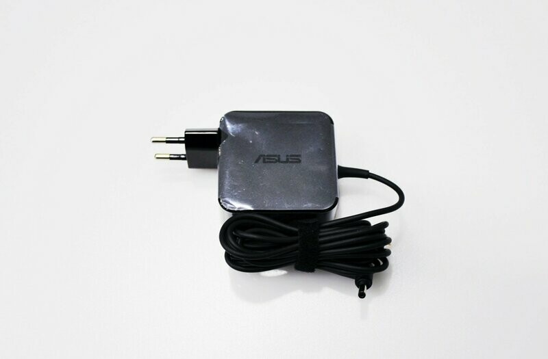 Cargador Original  ASUS 19V 2.37A 45W  4.0mm * 1.35mm 0A001-00692500 , ADP-45BW Z , 0A001-01104600