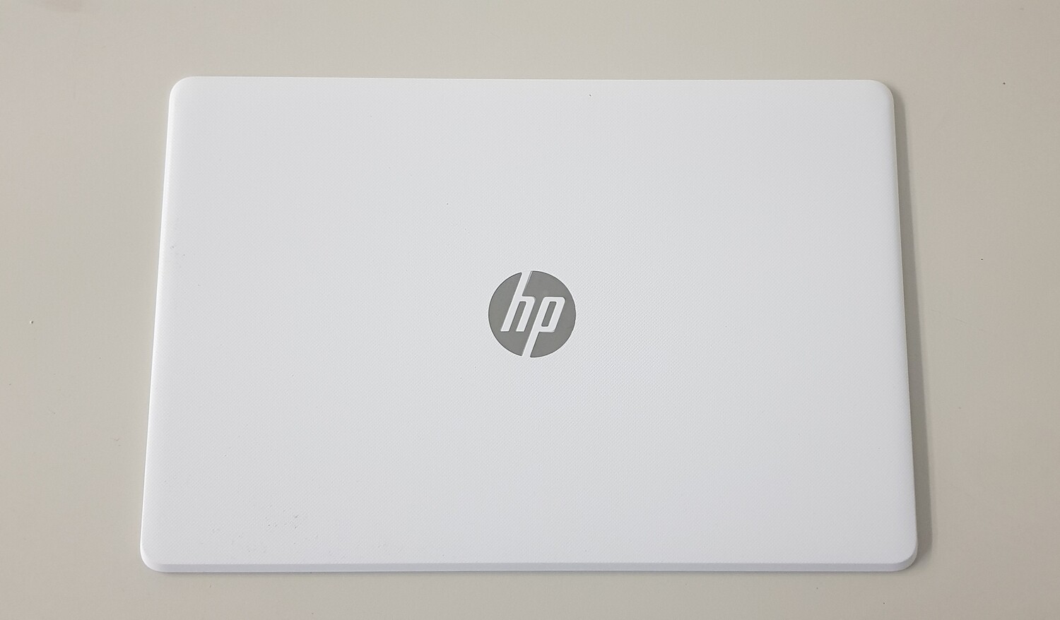 Cover Top LCD (Tapa Superior) Blanco HP 250 255 258 G6 Series  15-BS  , 15-BW 938652-001 AP204000290