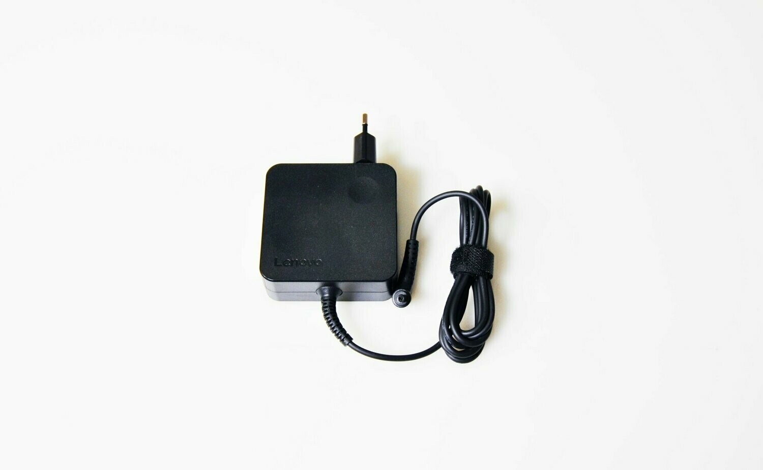 Cargador Original Lenovo V14-IIL V15-IIL Series 20V 3.25A 65W 4.0 * 1.75mm 01FR142 , 01FR150 , 01FR159