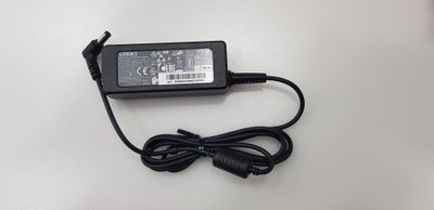 Cargador Original Acer Aspire A315-54  19V 2.37A 45W 5.5mm * 1.7mm  KP.04501.016 , KP.04503.010 , PA-1450-26